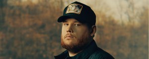 Luke Combs Achieves Historic 13th Consecutive No. 1 Single with “Doin’ This”