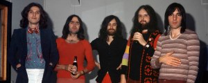 The Kinks Release 50th Anniversary Editions of Early ’70s Albums ‘Muswell Hillbillies’ and ‘Everybody’s In Show-Biz’