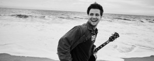 Alex Warren Drops Autobiographical Record Label Debut, “Headlights”