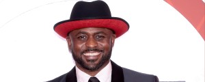 Comedian Wayne Brady to Host 2022 American Music Awards
