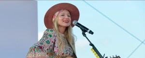 Jewel Announces 25th Anniversary Edition of ‘Spirit’ Album