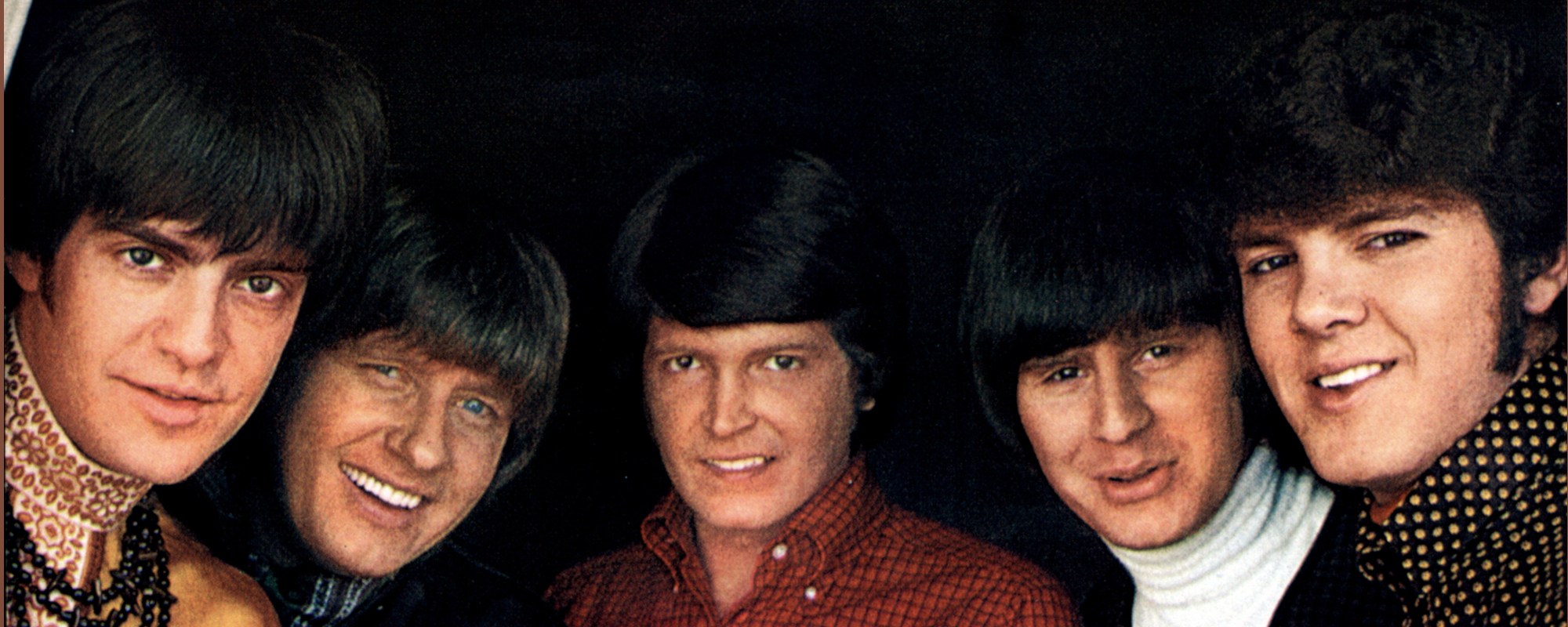 Lead Singer Of Paul Revere And The Raiders
