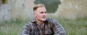 LISTEN: Zach Bryan Teases New Track “Fine Dry”