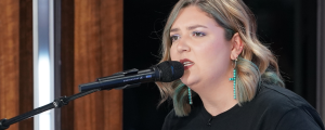 Cay Aliese Honors Late Father on ‘American Idol,’ Judges on the Fence