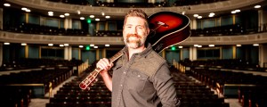 Josh Turner to Release Greatest Hits Album