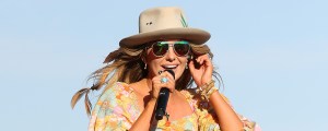 Lainey Wilson Talks New Music Video for Breezy Track, “Grease”