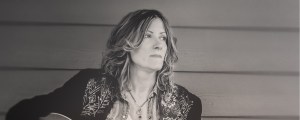 Review: Michelle Malone Makes a Solitary Sound