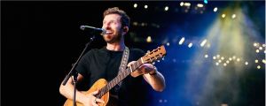 Brett Eldredge Marks Anniversary of Debut Album With “Adios Old Friend”