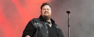 Jelly Roll Rocks ‘The Tonight Show’ with Electrifying “Halfway to Hell” Performance