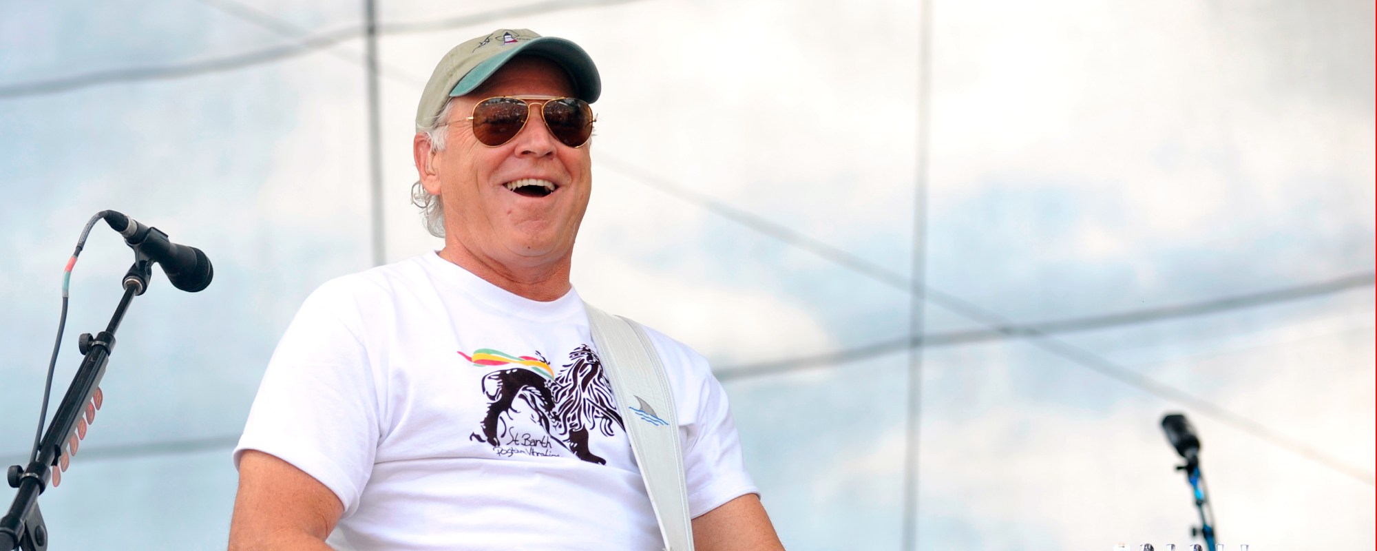 4 Things to Know About Jimmy Buffett's Final Album 'Equal Strain on All ...
