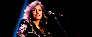 5 Defining Songs from ‘90s Outlaw Country Artists