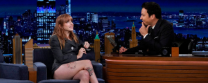 Paramore’s Hayley Williams Recalls Friendship with Taylor Swift and Taylor Swift’s Mom on ‘The Tonight Show’