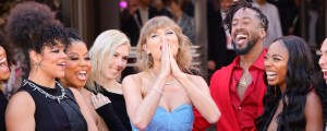 Epic Taylor Swift-Themed Christmas Lights Display Takes TikTok by Storm