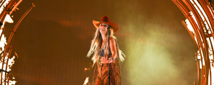 Lainey Wilson Country’s Cool Again Tour 2024: How to Get Tickets and More