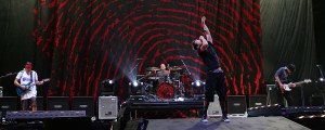 Interview: Hoobastank on “The Reason” Anniversary Show: “We’re All Really Excited”