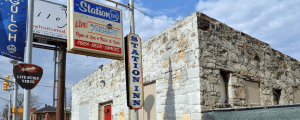 3 Best Places Off Broadway To Listen to Country Music in Nashville