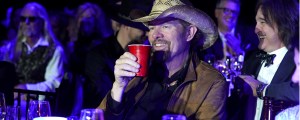 LIVE: Toby Keith Tributes Pour In After ‘American Legend’ Dies At 62