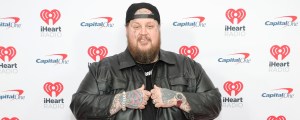 Jelly Roll Is All Business as He Accepts 5K by May Challenge: “I Believe In Myself”