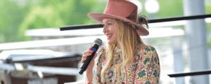 The Meaning Behind Jewel’s “Standing Still” and Its Ironic Ending