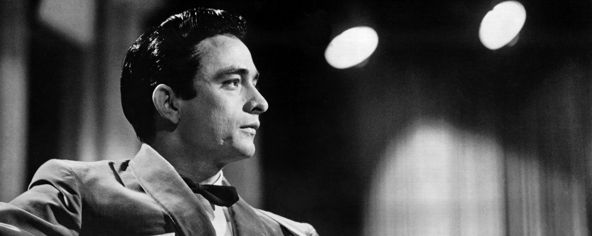 How Johnny Cash Inspired the Elvis Presley Hit “Blue Suede Shoes”