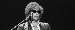 Is Bob Dylan’s Live ‘At Budokan’ Better Than Critics Think?