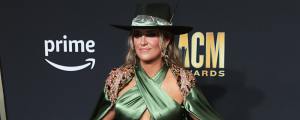 Lainey Wilson Recalls Writing Unreleased Song “Good Horses” With Miranda Lambert