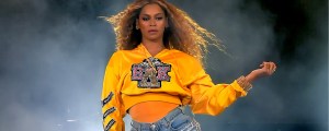 Beyoncé’s Father Discusses Singer’s Country Inspiration as “Texas ‘Hold Em” Tops Charts in Historical Feat