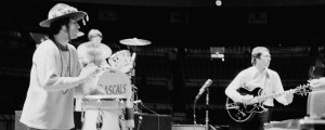 The Meaning Behind “Groovin'” by The Young Rascals and How a Chance Phone Call from Europe Changed Felix Cavaliere’s Life