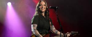 Ashley McBryde “Didn’t Ask You”—Country Star Talks Naysayers, Toby Keith, and Sticking to the Devil She Knows: Exclusive