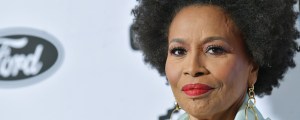 Jenifer Lewis Belts Out “Dig a Little Deeper” From ‘Princess and the Frog’ on ‘American Idol’s Disney Night