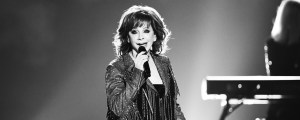 Reba McEntire Always Regretted Never Telling Kenny Rogers That Vince Gill Was Chosen Over Him For Her 1993 Duet “The Heart Won’t Lie”