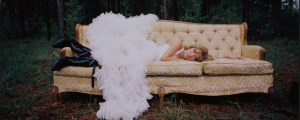 Laci Kaye Booth Writes with Raw Honesty on New Album, ‘Loneliest Girl in the World’