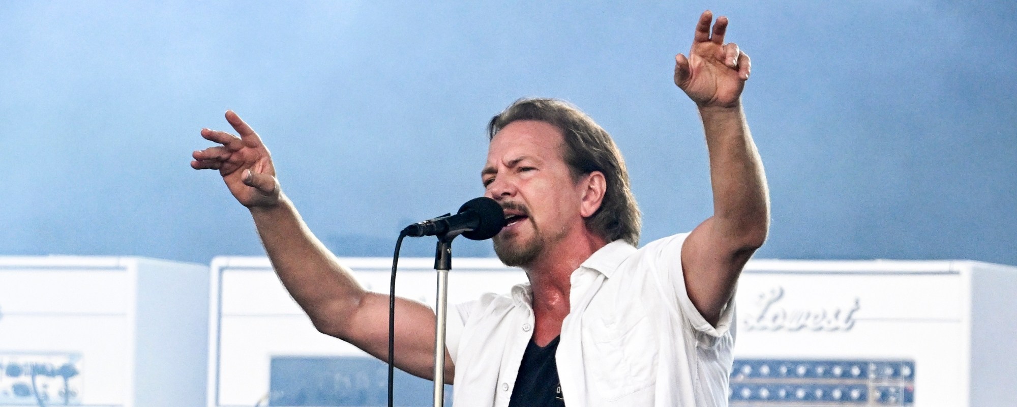 Grappled How Eddie Vedder Grappled With Mortality on This Heartbreaking Pearl ...