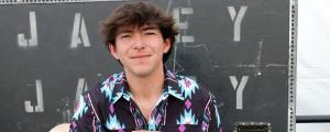 Exclusive: Wyatt Flores Opens up on Mental Health Struggle, Hitting Rock Bottom, and the Story Behind “Oh Susannah”