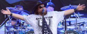 Country Star Shares Tearful Appreciation After Overcoming a 0.1-Percent Chance of Living