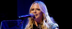 Watch Miranda Lambert Debut “Dammit Randy” for “Texas Family” Crowd