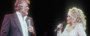 Revisiting Kenny Rogers and Dolly Parton’s Hilarious and Heartwarming Final Performance Together