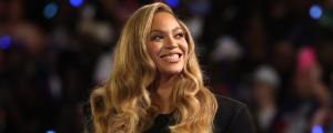 Remember When: Beyoncé Blew her Audience Away With a Cover of Prince’s “Beautiful Ones”