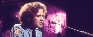 The Story and Meaning Behind “Alone Again (Naturally),” Gilbert O’Sullivan’s Lovely (If Depressing) Chart-Topper