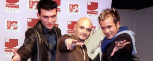 These 3 Songs From the 1990s Make Little to No Sense, but We Couldn’t Care Less