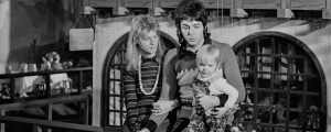The Creepy Theory Behind “Wonderful Christmastime” – and Paul McCartney’s Take On It