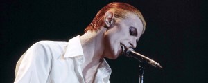 3 Iconic Songs From David Bowie’s Masterpiece ‘Station To Station’ That Feature His “Final” Persona
