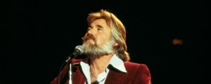 3 Country Songs From the 1970s Your Dad Would Love