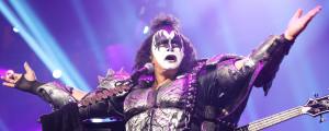 A Rock Icon Once Slammed KISS and Gene Simmons: “A Musician Doesn’t Need the Mask or Mascara”
