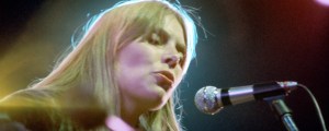 4 Songs From 1971 That Defined the Singer-Songwriter Era