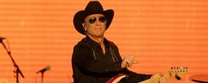 On This Day in 1994, Clint Black Notched His Eighth No. 1 with a ’90s Country Classic