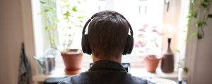 These Sennheiser, JBL, and Marshall Headphones Are 30% Off Right Now