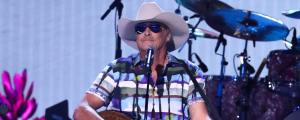 On This Day in 2003, Alan Jackson Released a Duet with Jimmy Buffett that Became a Milestone for Both Artists