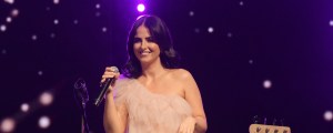 Country Singer Hospitalized for Weeks With Incurable Neurological Disorder, Lost Function in Both Legs