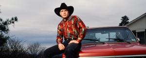 5 Iconic Singers That Defined Country Music in the 1990s